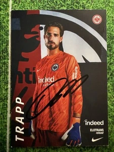 Handsignierte Autogrammkarte Kevin Trapp AK 24/25 Eintracht Frankfurt 2024-25 - Bild 1 von 2