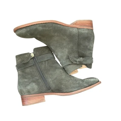 Botas de tornozelo Talbots camurça verde oliva azul-velha arco acento salto bloco feminino tamanho 9M - Imagem 1 de 4