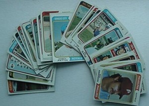 1974 TOPPS BASEBALL CARD SINGLES (251-500)***50¢ EACH / $2.50 MINIMUM***
