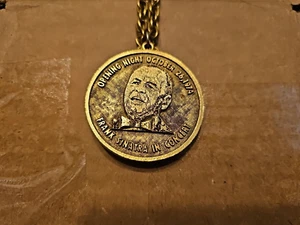 FRANK SINATRA IN CONCERT OPENING NIGHT 1974 THE COLISEUM NECKLACE - Picture 1 of 3