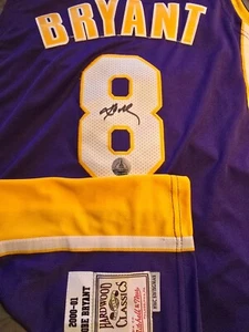 *KOBE BRYANT LAKERS 2000-2001 #8 SIGNED PURPLE ROAD JERSEY HOLOGRAM AUTHENTIC* - Picture 1 of 12