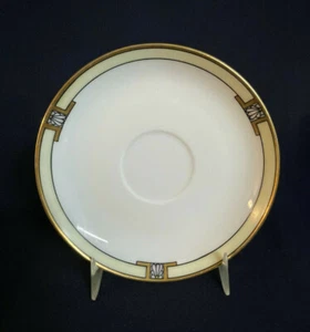 Platillo Mutual China Co. Art Studio "Diana" - O.E.G Austria - Imagen 1 de 3