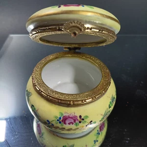 Vaso Limoges metà secolo, porcellana francese 'pinta oro principale' rose dipinte a mano - Foto 1 di 9