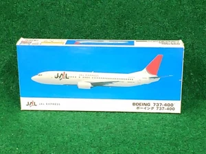 Vintage OOP (2004) Boeing 737-400 Model Kit 1:200 Hasegawa# 10649 - Picture 1 of 7