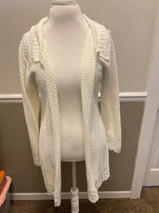 Damen/Junioren große elfenbeinfarbene Strickjacke Pullover von Maddi Knopfverschluss - Bild 1 von 7