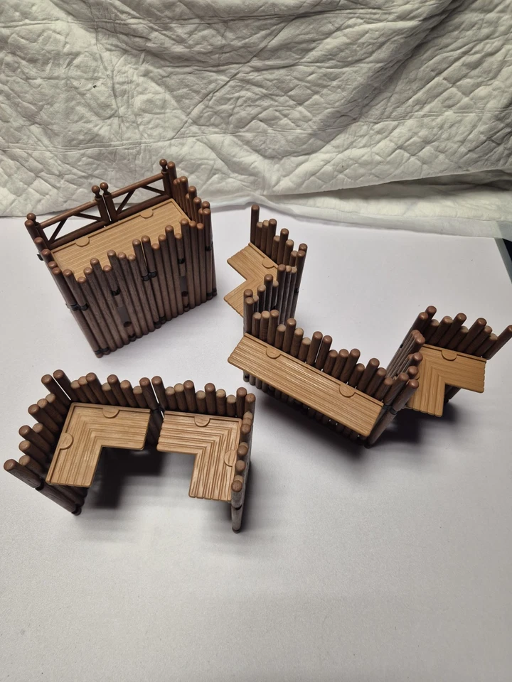 WESTERN ACW (11/15) : Fort Parts Lot 1 (all pictured) , dirty/discolored - Image 1 of 1