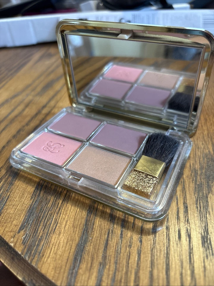 Estee Lauder Deluxe Silky Powder Blush - Image 1 of 3