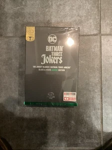 McFarlane DC Batman Three Jokers Criminal BBTS Exclusive Accent Edition LE /3010 - Bild 1 von 3