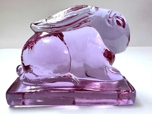 Heisey Animal by Dalzel Viking Lavender Ice Bunny Rabbit Paperweight Figurine 97 - Picture 1 of 13