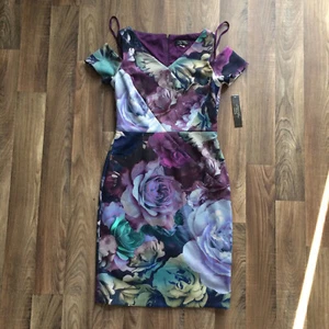 Tahari Arthur Levine Damen Cold Shoulder Ärmel Etuikleid V-Ausschnitt Blumen - Bild 1 von 8