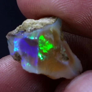 Ethiopian BIG Fire Opal Welo Rough 11.90 CTs AAA+ FIRE Cutting Grade USA DEALER - Picture 1 of 11