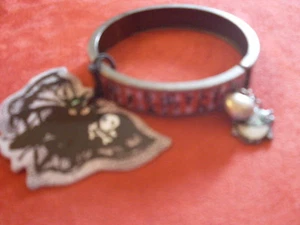 Armreifen / Armband rot aus Metall von Rebella (Copenrath Verlag / Neu) (LA 1) - Bild 1 von 3