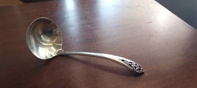 Cucharón de encaje de reinas de plata esterlina internacional vintage 55 g sin mono BIN OBO FS Foto 1 de 4