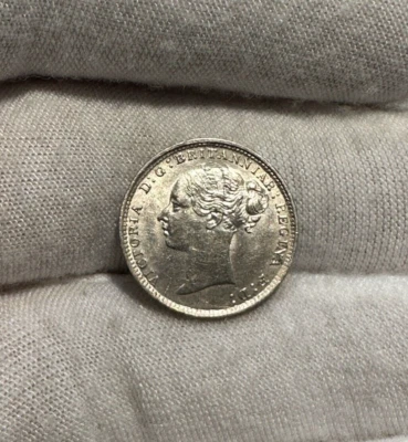 1881 GREAT BRITAIN THREEPENCE KM-730 LOVELY EXAMPLE- FREE SHIPPING! B2782 - Image 1 of 4