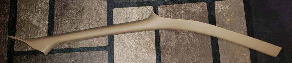 Lincoln Mark VIII 1997 1998 lado del pasajero derecho moldura pastilla A... color tostado Foto 1 de 1