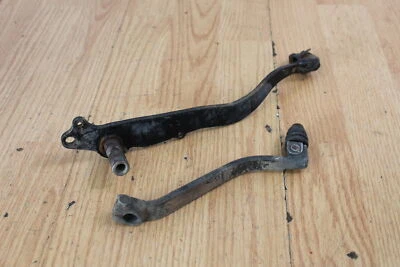 Задняя педаль тормоза/переключатель передач 1994 SUZUKI DR350SE - Изображение 1 из 4