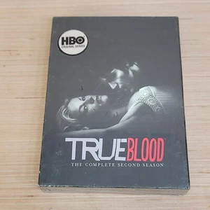 True Blood: Season 2 (DVD 5 DIsc Set) New, Sealed HBO The Complete Second Season - Imagen 1 de 3