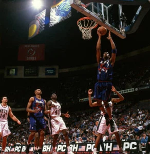 Toronto Raptors Vince Carter vs New Jersey Nets at Continental Air- Old Photo - Picture 1 of 1