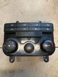 Hyundai i30 FD (H) año 10 orig. Mando aire acondicionado 97250-2L150 - Imagen 1 de 13
