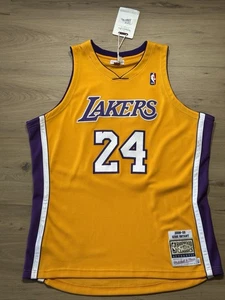 Camiseta Kobe Bryant Los Angeles Lakers Auténtica Mitchell & Ness 48 XL 2008-09 - Imagen 1 de 7