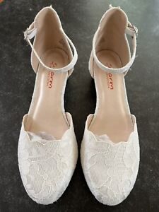 Girls White Monsoon Wedding/Bridesmaid Shoes. Size 37/UK 4. Fantastic Condition