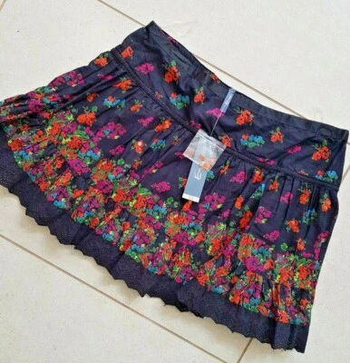 BNWT E-vie Women's Floral Cotton Sequin Flared Mini Skirt Size 10 - Image 1 of 4