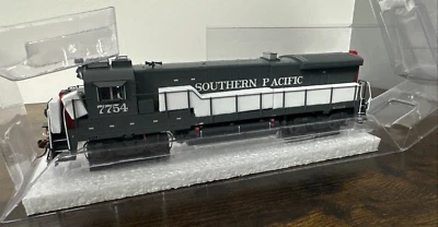 Rapido HO #18039 GE B36-7 Diesel Southern Pacific #7754 As Delivered DCC Rdy CC - Image 1 of 4