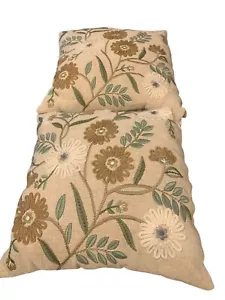 Set Of 2 Kirklands Floral embroidery cushions with removable cover 17 x 17 - Picture 1 of 3