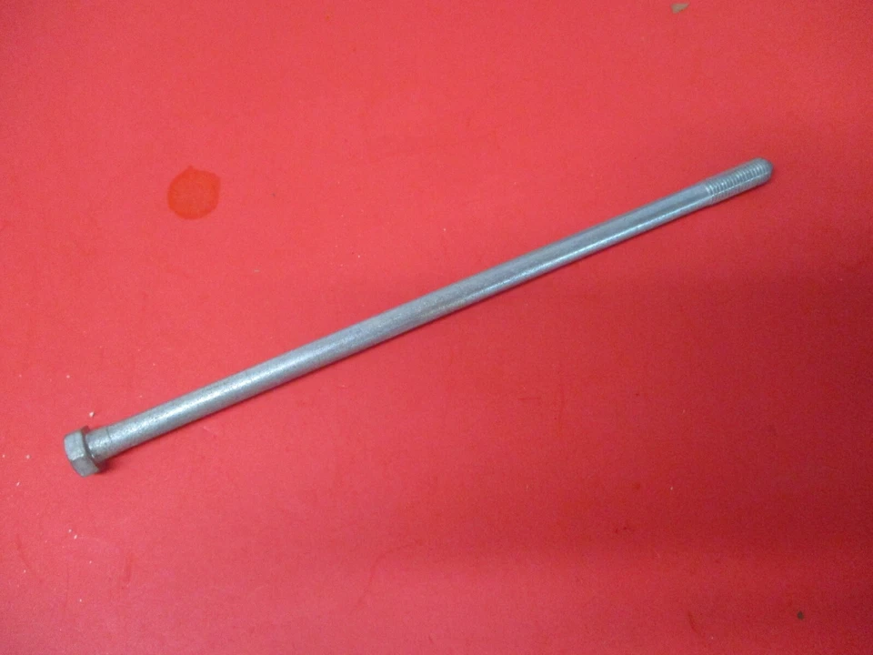 Nuevo de Lote Original Honda 1968 Cl125A SS125A PERNO 90082-230-020 Foto 1 de 1