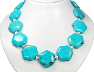 Beautiful Necklace IN Turquoise (Howlite) IN Hexagonal - Picture 1 of 2