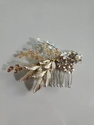 WEDDING - BRIDAL COMB - PEARLS, RHINESTONES, CRYSTALS - ROSE GOLD- Tri Color - Image 1 of 4