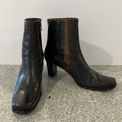 Liz Claiborne Trinity Flex Boots w/Side Zip Size 9M Dual Brown Leather 2.5" Heel - Image 1 of 4