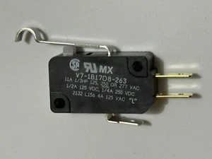 Honeywell  V7-1B17D8-263 Micro Switch  11A 1/3 HP  Free Shipping - Picture 1 of 7