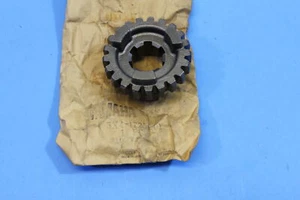 NOS OEM YAMAHA YZ125 YZ 125J 1982 5th GEAR WHEEL - # 5X4-17251-01 - Picture 1 of 4