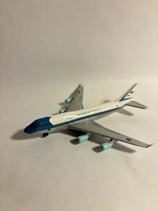 2001 rare Real toy United Airlines of America USAF 6" Airplane broken fin - Picture 1 of 7