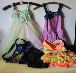Paket mit 4 Tanzabend Kostümen - kleine Kindergröße - Bild 1 von 12