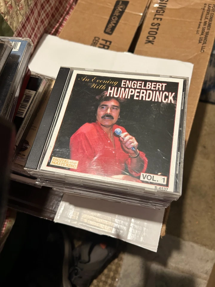 Music Compact Discs All Genre's All Opened & Used Lot 2 Foto 1 de 1