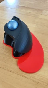 Podkładka pod mysz z kątową podstawą do Logitech M575 - Zdjęcie 1 z 4