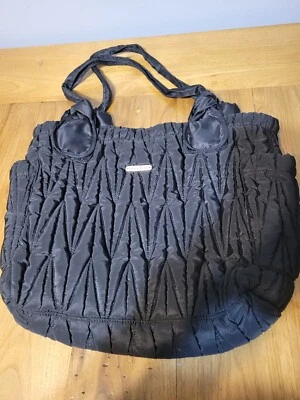 Bolso de pañales Timi & Leslie Antoinette negro acolchado estilo boho Foto 1 de 4