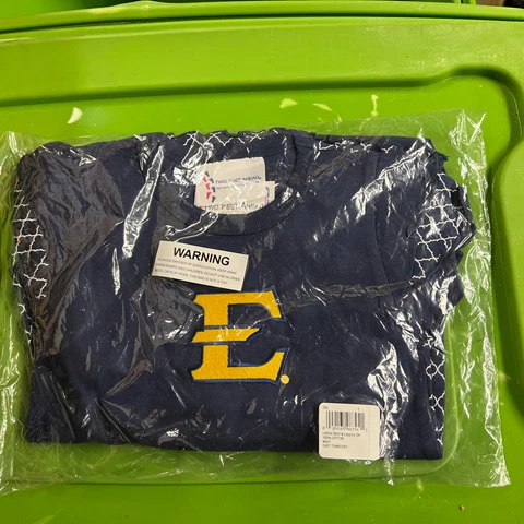 NCAA East Tennessee State Buccaneers Girls Shirt & Legging Set 2T Two Feet Ahead Cover