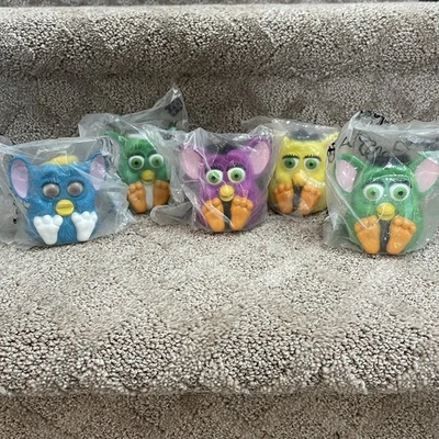 McDonald's Vintage 1999 Furby Toys Lote de 5 juguetes nuevos sellados Happy Meal Foto 1 de 4