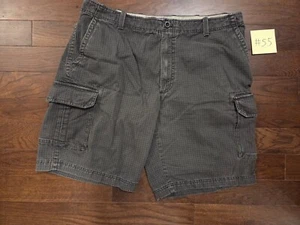 Izod Mens Cargo Shorts Green Check 40 waist #55 - Picture 1 of 3