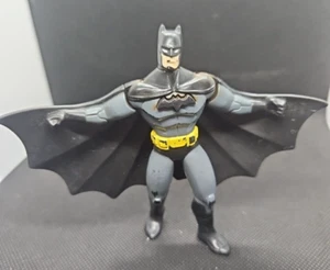 Figura de acción Batman Young Justice DC 2011 McDonalds Toy Cape Wings - Imagen 1 de 8
