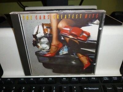 THE CARS. " THE CARS GREATEST HITS " CD UK 1985. ELEKTRA LABEL. NM - Image 1 of 3