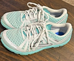 Brooks Pure Connect Laufschuhe Damenschuhe weiß türkis Größe US 10 ohne Einlegesohlen - Bild 1 von 9