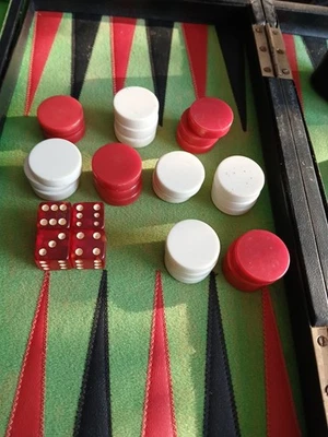 25  Bakelite Backgammon 4 Dice Cherry Red Ivory chips - Image 1 of 4