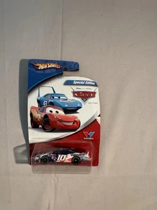 2005 Hot Wheels Special Edition Disney Pixar CARS Scott Riggs #10 Valvoline. - Picture 1 of 2