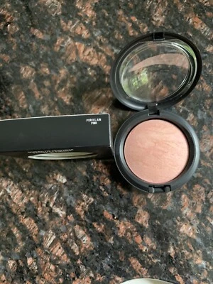Mac Cosmetics Porcelain Pink Mineralize Skin Finish. Limited Edition. - Image 1 of 4