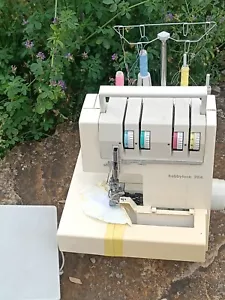Overlock Kettelmaschine Nähmaschine Pfaff 784 90W Mehr da!! - Bild 1 von 10