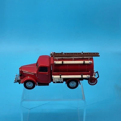 Vintage Matchbox Models Of Yesteryear 1939 Bedford Tanker Truck & Box 1993 - Image 1 of 4